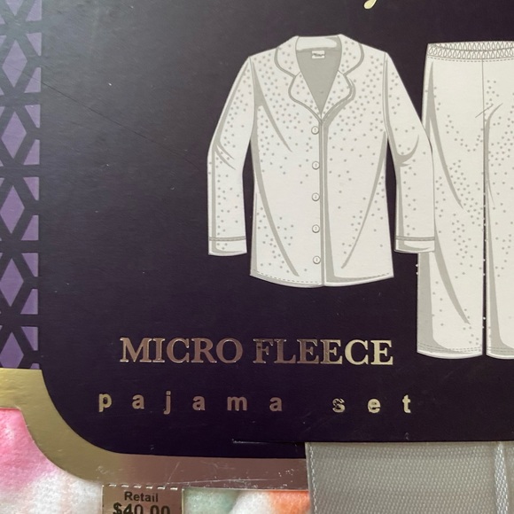 Mayfair Micro-fleece Pajamas set🌸🌸🌸 - Picture 3 of 6